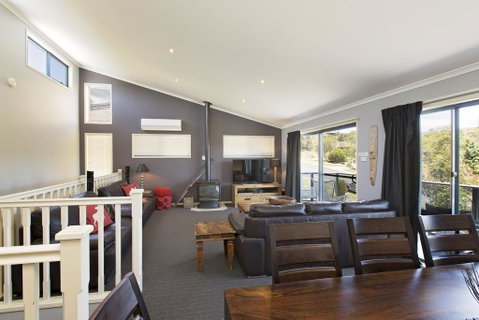 Acacia 2 - Luxurious Holiday Townhouse - Tweed Heads Accommodation 1