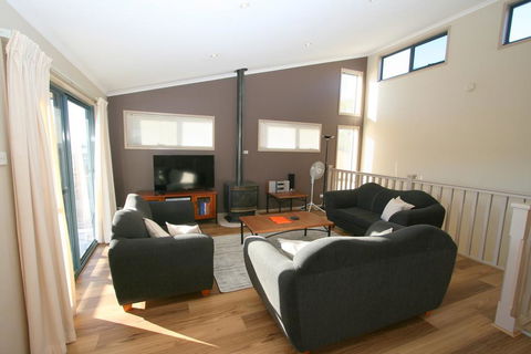 Acacia 5/2 Kirwan Close - Tweed Heads Accommodation 0
