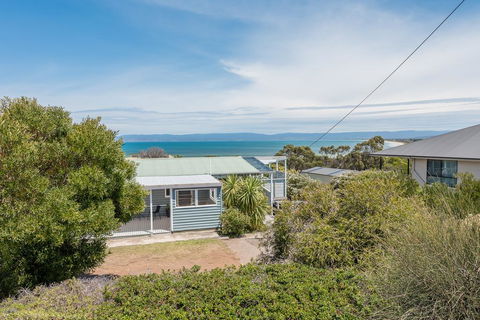 Acacia Cottage - Tweed Heads Accommodation 0