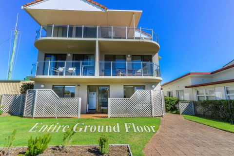 Acacia Kingscliff Town Holiday Apartment - Tweed Heads Accommodation 0