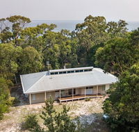 Acacia Lakehouse - The lake at your doorstep - Tweed Heads Accommodation
