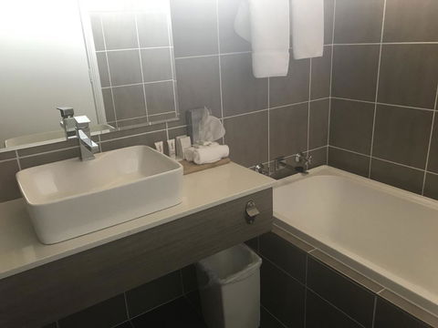 Acacia Motor Lodge - Tweed Heads Accommodation 3