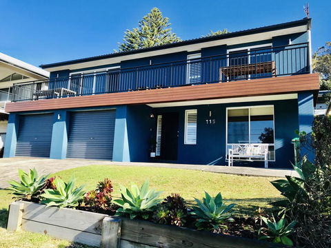 Acqua Dolce Beach House - Tweed Heads Accommodation 0