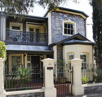 Adelaide Mackinnon - Tweed Heads Accommodation