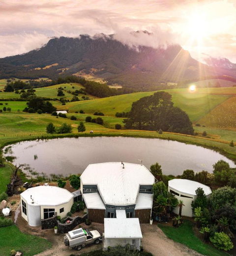 Eagles Nest Retreat - Tweed Heads Accommodation 0