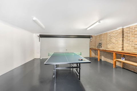Expansive River-View Oasis - Tweed Heads Accommodation 4