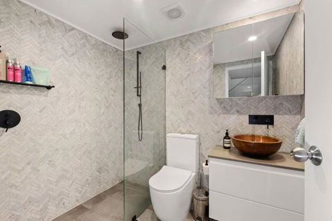 Fab Penthouse Near Bondi / Bronte, Shops & Bars - Tweed Heads Accommodation 3