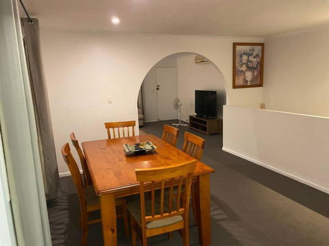 FAMILY 3-bedroom Everton Hills Apartment - Tweed Heads Accommodation 0