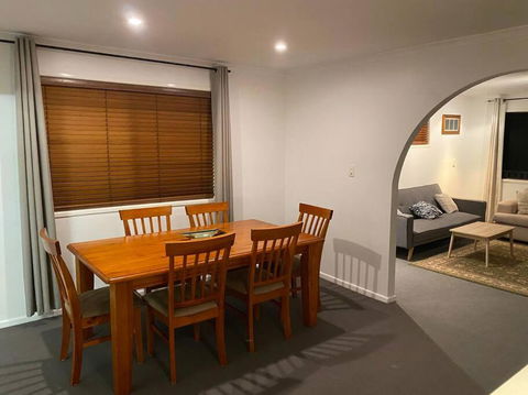 FAMILY 3-bedroom Everton Hills Apartment - Tweed Heads Accommodation 1