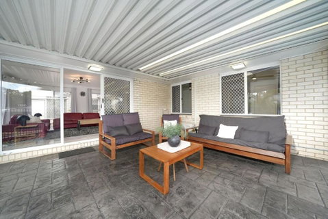 Family Escape Serene Oasis With Pool And AC - Tweed Heads Accommodation 3