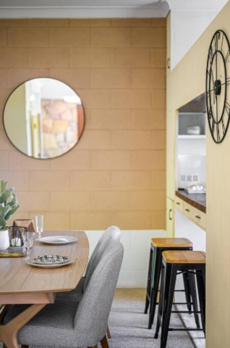 Fully Furnished 3 Bedroom Home - Tweed Heads Accommodation 1