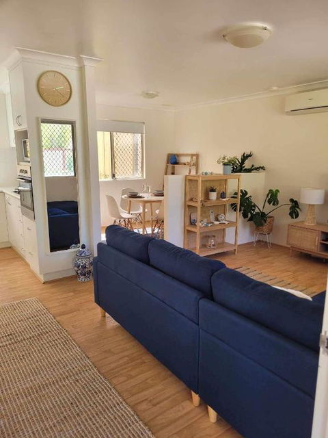 G&R Beach Cottage - Tweed Heads Accommodation 2