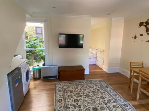 Garden Flat, NORTH SYDNEY - Tweed Heads Accommodation 4