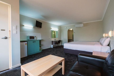 Geraldton Motor Inn - Tweed Heads Accommodation 4