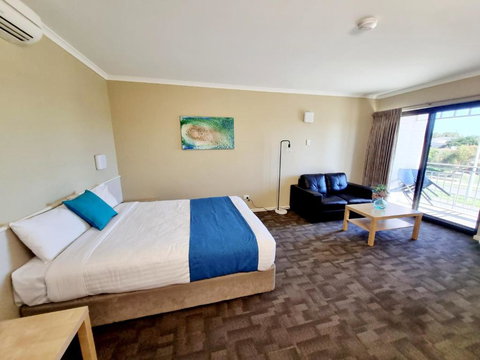 Geraldton Motor Inn - Tweed Heads Accommodation 1