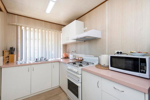 Getaway To Cabin 49 - Tweed Heads Accommodation 4