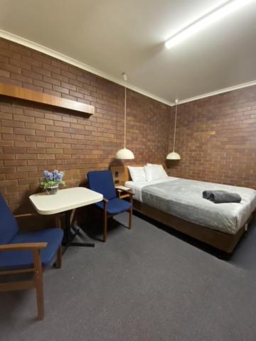 Golden West Motor Inn - Tweed Heads Accommodation 3