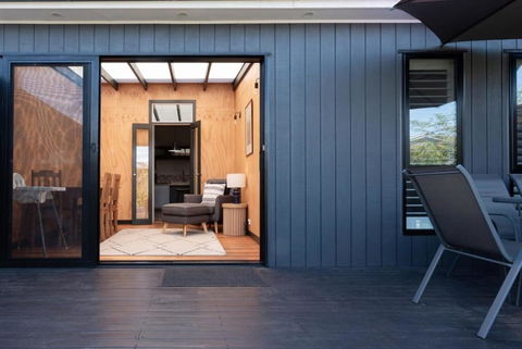 Gorgeous On Gleadow: The Twin - Tweed Heads Accommodation 2