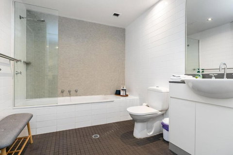 Gateway Apt In Kingston Central - Tweed Heads Accommodation 3