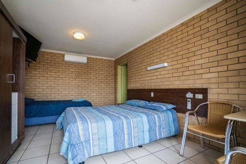 Grand Hotel Motel - Tweed Heads Accommodation 2