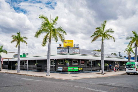 Grand Hotel Motel - Tweed Heads Accommodation 1