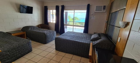 Grand Hotel - Tweed Heads Accommodation 2