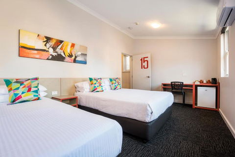 Granville Hotel - Tweed Heads Accommodation 2