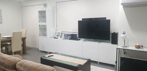 GREENWAY WATERS 2 Bed Apartment - Tweed Heads Accommodation 4