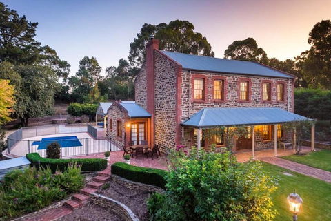 Hahndorf Luxury Retreat 5 Bedrooms For 12 Guests - Tweed Heads Accommodation 0