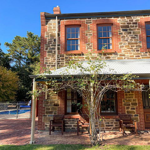 Hahndorf Luxury Retreat 5 Bedrooms For 12 Guests - Tweed Heads Accommodation 3