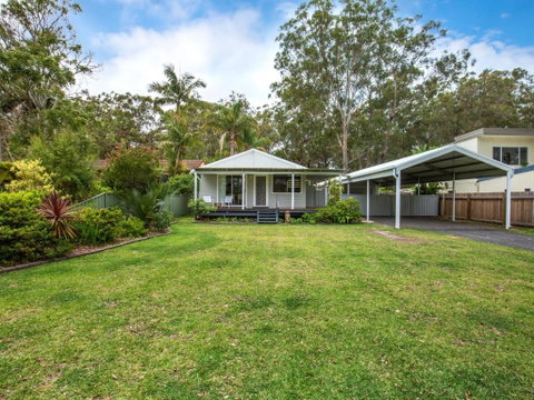 Hanalei I Pet Friendly I Directly Opposite Waterfront - Tweed Heads Accommodation 0
