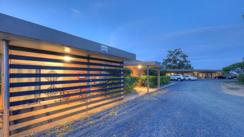 Hilldrop Motor Inn - Tweed Heads Accommodation 2