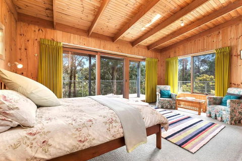 HILLSIDE HOUSE - Tweed Heads Accommodation 1