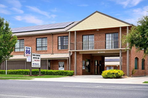 Holbrook Town Centre Motor Inn - Tweed Heads Accommodation 1