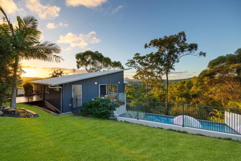 Hinterland Dreamers Poolside Retreat - Tweed Heads Accommodation 3