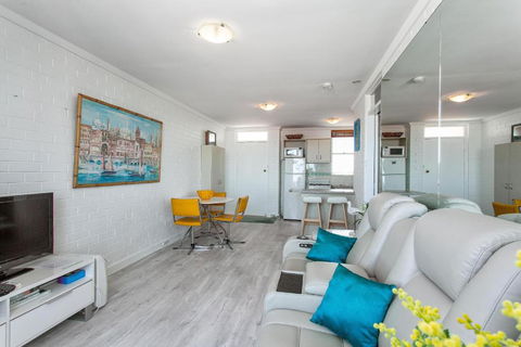 Indian Ocean Views - Tweed Heads Accommodation 3