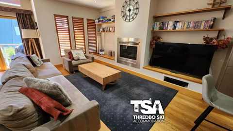 Ice Chalet 2 - Tweed Heads Accommodation 2