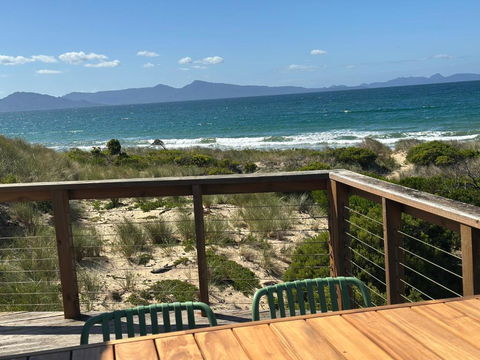 IdleWild - Secluded Absolute Beachfront Escape - Tweed Heads Accommodation 0