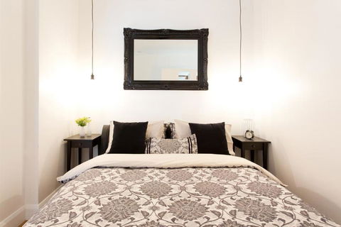 Industrial Central Apartment - Shop 8 - Tweed Heads Accommodation 0