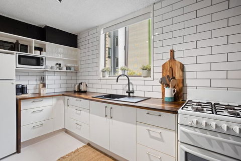 Inner City Apartment Living In Quiet Location - Tweed Heads Accommodation 1