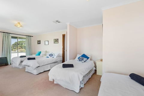 Island River View - Tweed Heads Accommodation 3