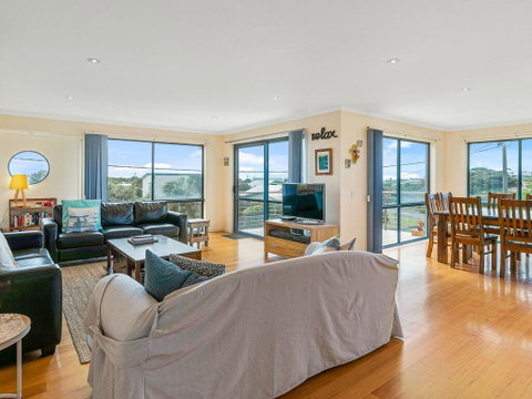 Adnajur - Tweed Heads Accommodation 0