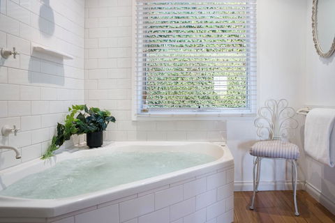 Aggies Way Daylesford - Tweed Heads Accommodation 2