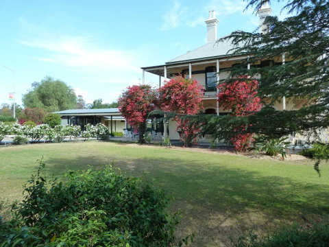 Airlie House Motor Inn - Tweed Heads Accommodation 1
