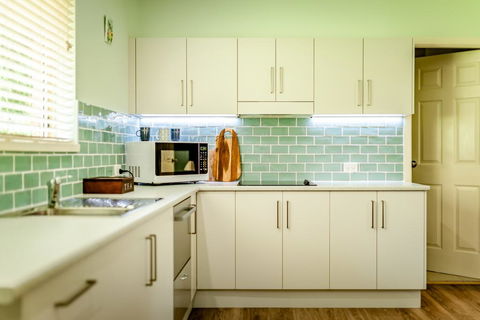 Alarks Nest Bed And Breakfast - Tweed Heads Accommodation 3