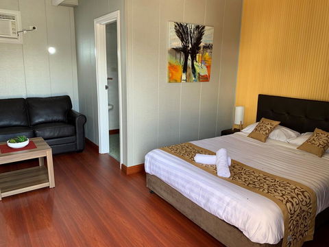 Albion Hotel - Motel Finley - Tweed Heads Accommodation 0