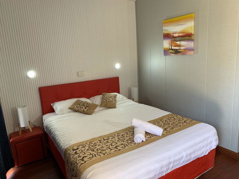 Albion Hotel - Motel Finley - Tweed Heads Accommodation 2