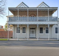 Albury Suites - Waterstreet - Tweed Heads Accommodation