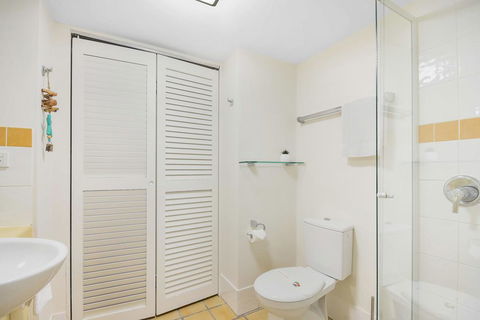 ALEXANDRA BEACH RESORT-ALEX412 - Tweed Heads Accommodation 2