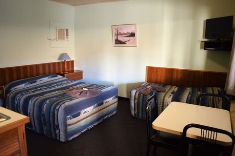 Alkira Motel - Tweed Heads Accommodation 1